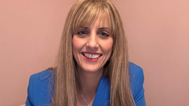 20250111_181347692_iOS – Yvonne Devereux