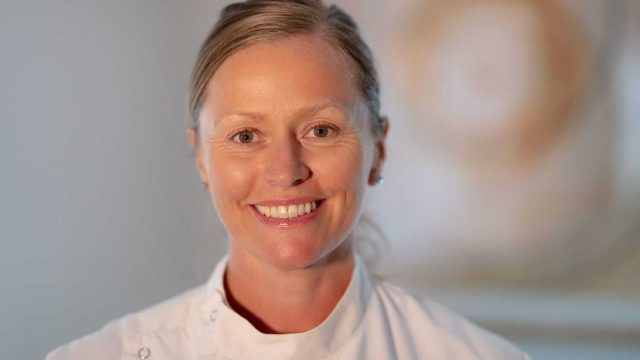 GINA – Gina Guscott